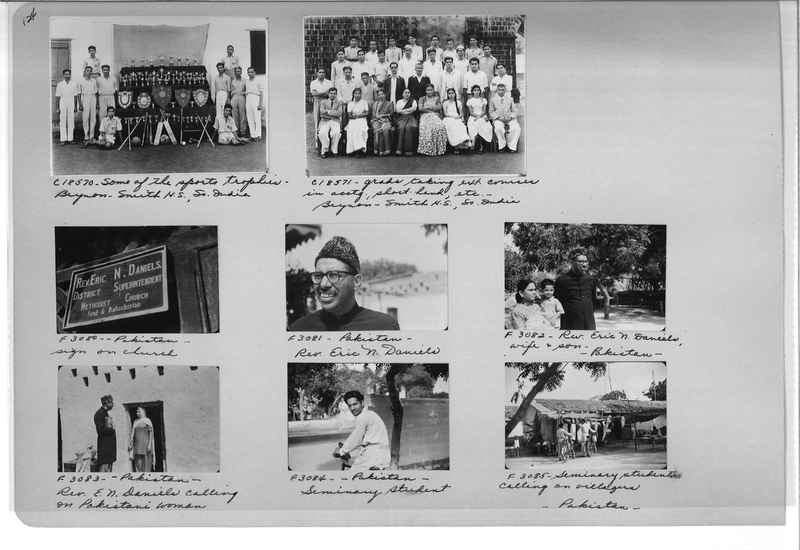 Mission Photograph Album - India #15 Page 0124